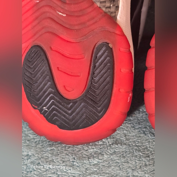 Nike Air Jordan 11 Low "Concord Bred" 2020 GS Size 6.5Y - Picture 8 of 16